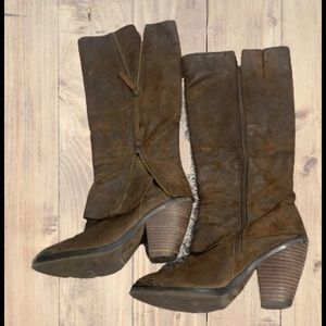 Zodiac USA suade boots